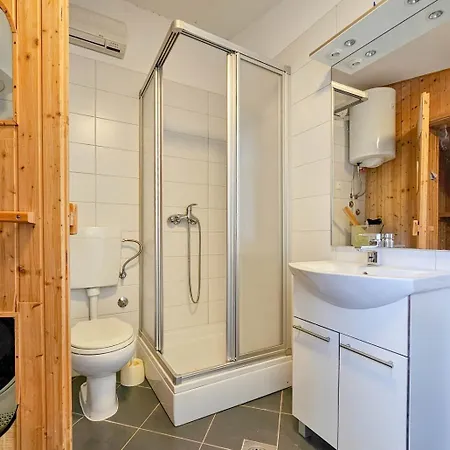 Casa Andrea Holiday home Buzinija
