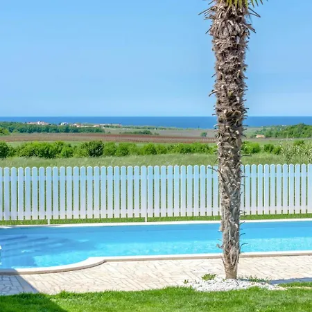 Holiday home Casa Andrea Buzinija